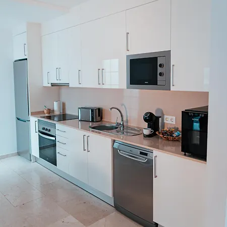 Lanzarote Ascanio Vila *